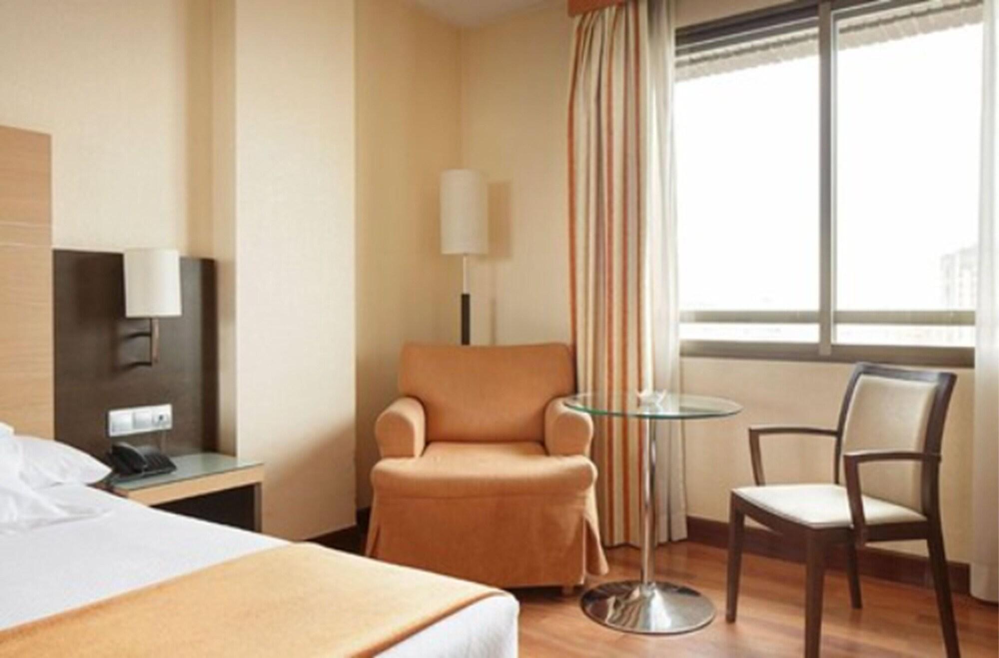 פמפלונה Hotel Blanca De Navarra מראה חיצוני תמונה