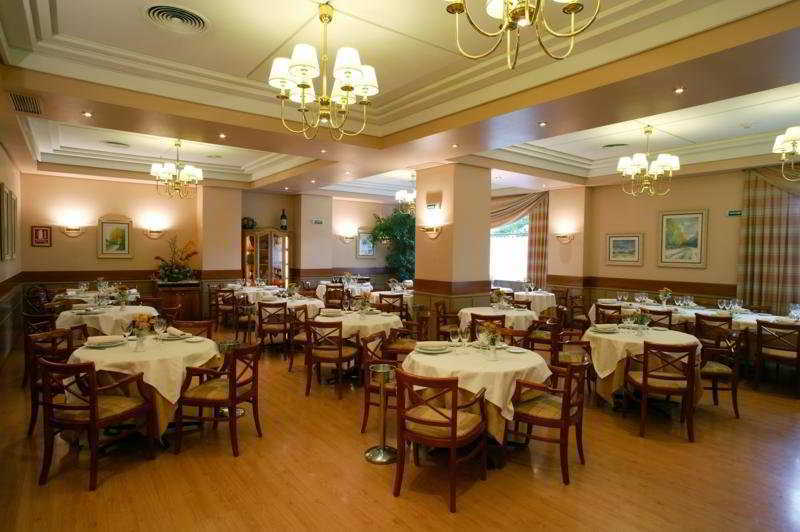 פמפלונה Hotel Blanca De Navarra מסעדה תמונה